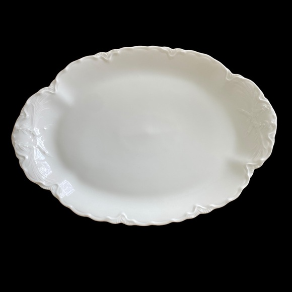 HAVILAND Vintage White Oval Platter With Scalloped Edge, Made in France - Picture 1 of 11